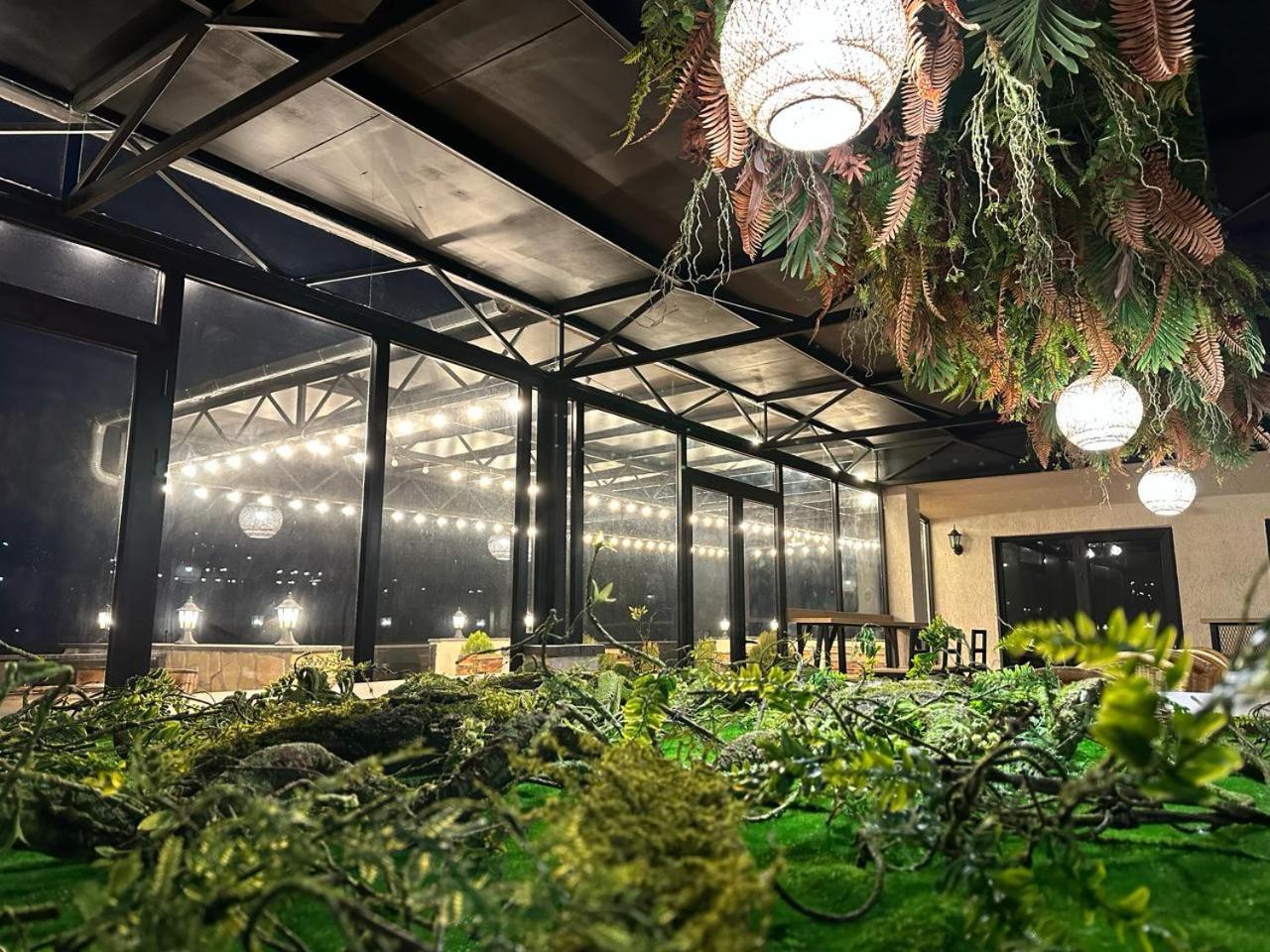 Hill Hotel Кутаиси Экстерьер фото